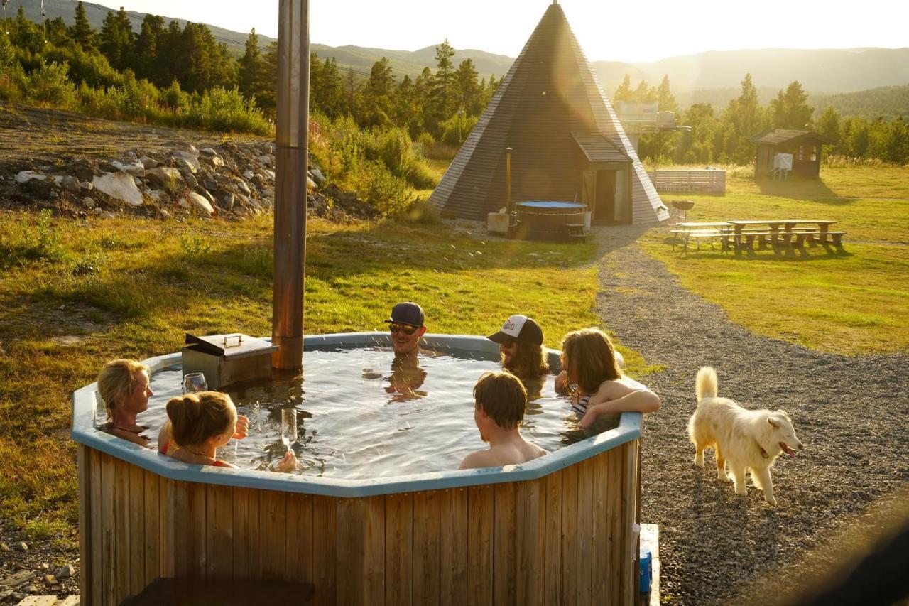 Active Adventure Base - Apartment & Lavvo, Dagali Fjellpark ภายนอก รูปภาพ